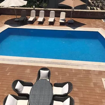 Yılmaz Villa *